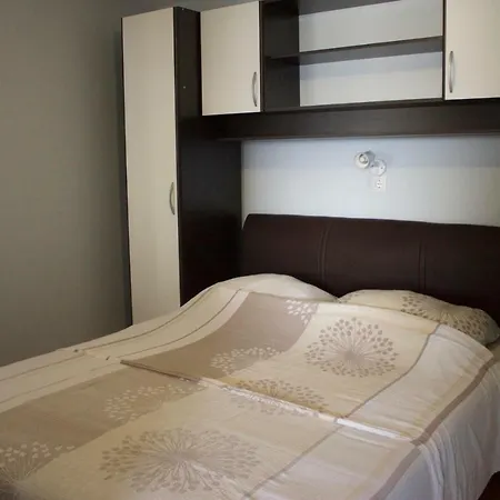 Holiday House Bocici Apartamento *